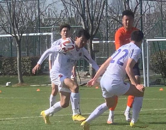 欧美精品播放